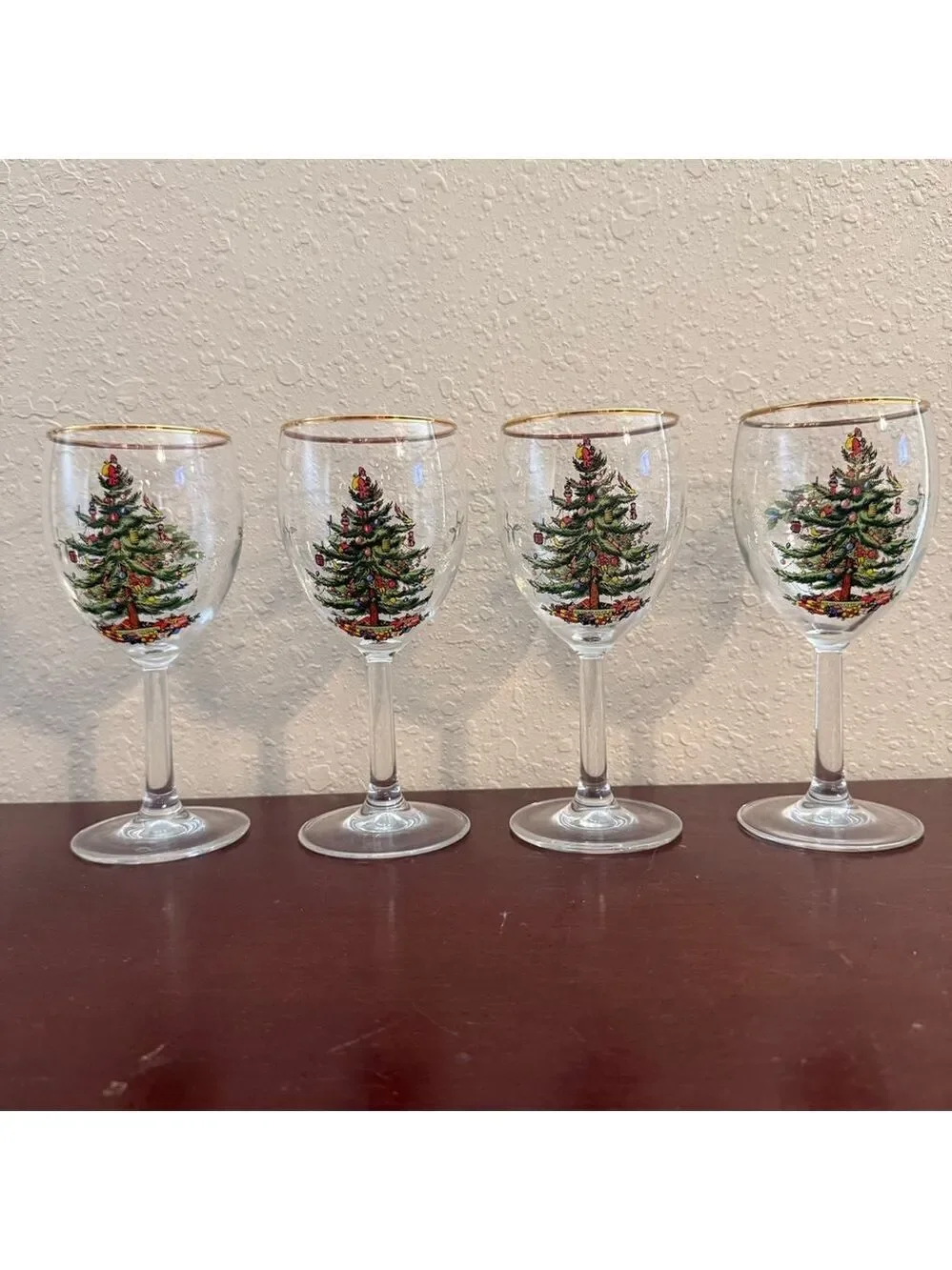Vintage Spode Style Christmas Tree Wine Glasses with Gold Rim Set of 4 Holiday G